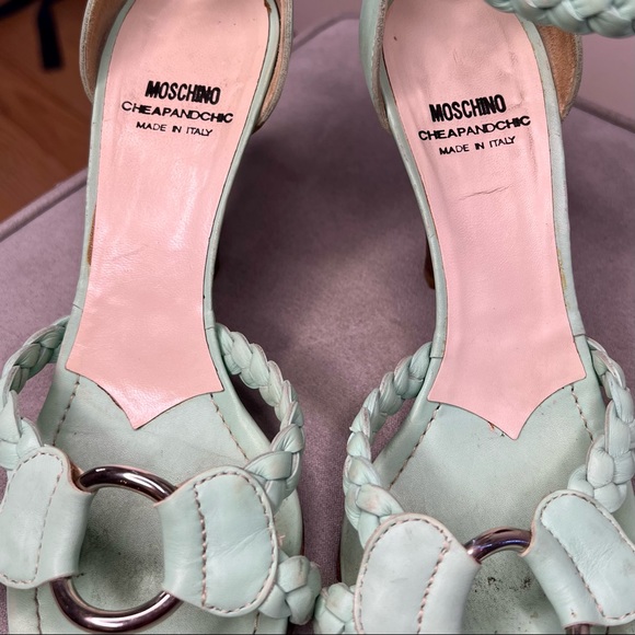 Vintage Moschino Cheap and Chic Made In Italy Blue Braided Leather Pump Heels - Picture 4 of 9